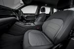 Volkswagen Touareg SE 2019 года (UK)